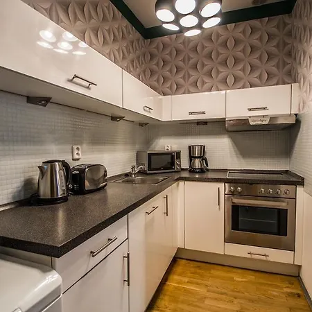 Stylish Close To Eden Garden *