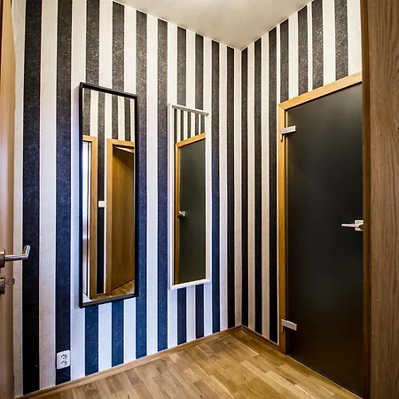 Apartment Stylish Close To Eden Garden *