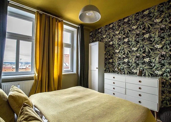Apartman Stylish Close To Eden Garden