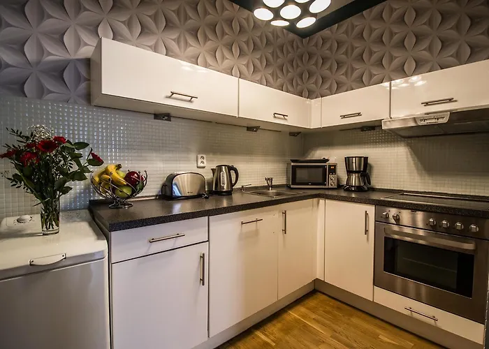 Stylish Close To Eden Garden *
