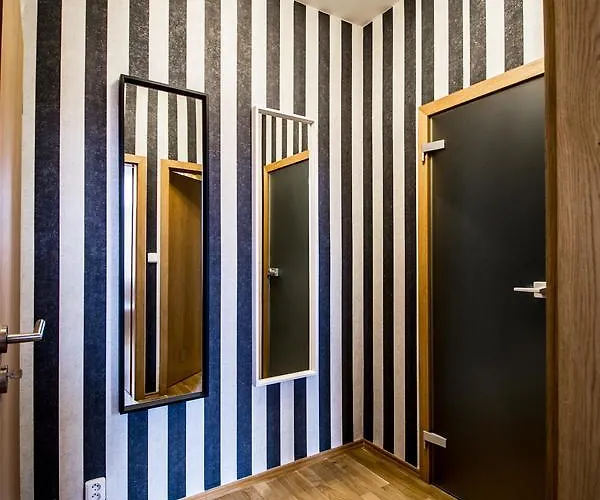 Apartman Stylish Close To Eden Garden *