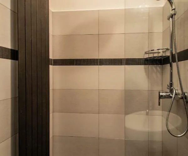 Stylish Close To Eden Garden Apartman *