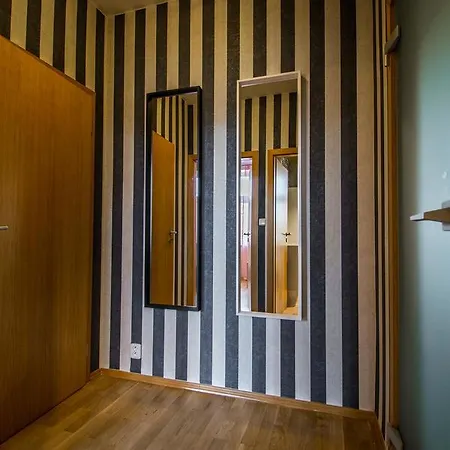 Stylish Close To Eden Garden Апартаменты Прага