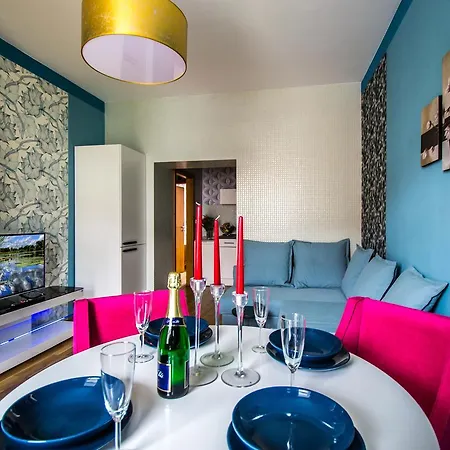Stylish Close To Eden Garden