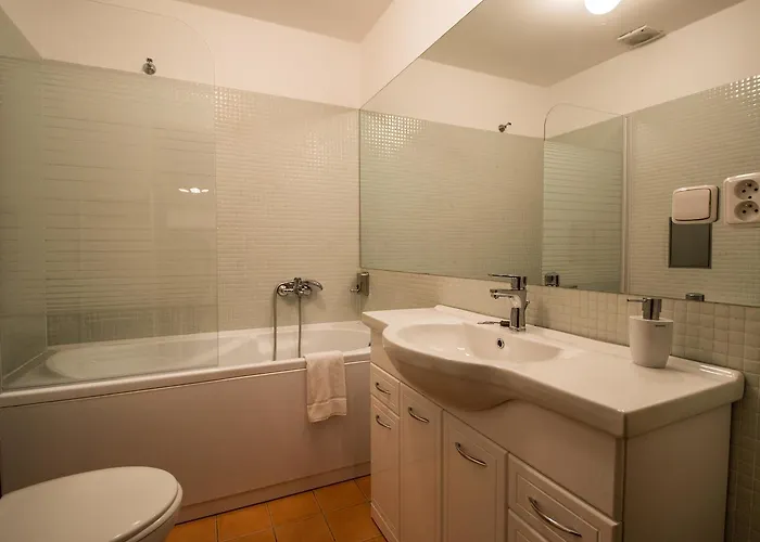 Stylish Close To Eden Garden Apartman *
