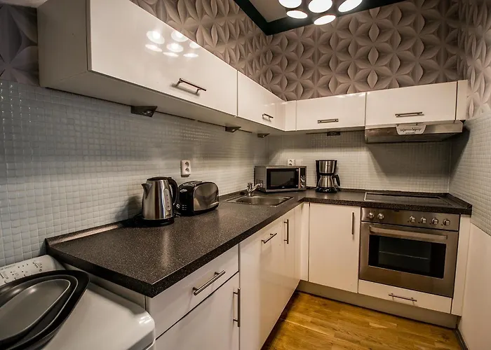 Stylish Close To Eden Garden