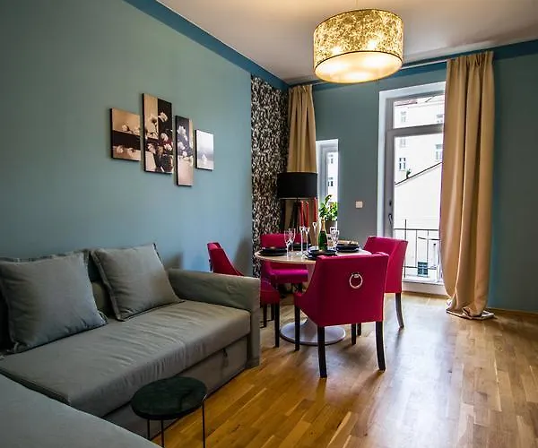Apartman Stylish Close To Eden Garden