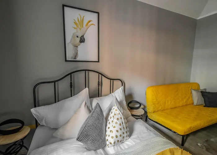 Stylish Close To Eden Garden