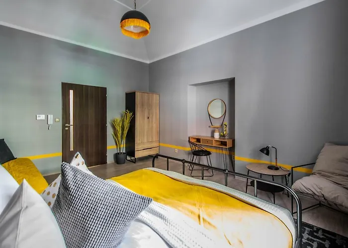 Apartman Stylish Close To Eden Garden