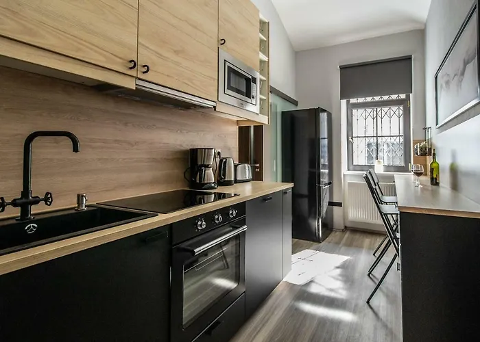 Stylish Close To Eden Garden Apartman
