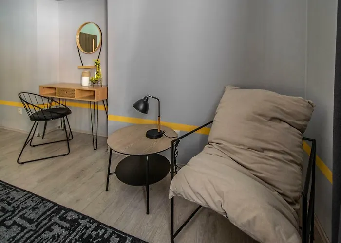 Stylish Close To Eden Garden Apartman